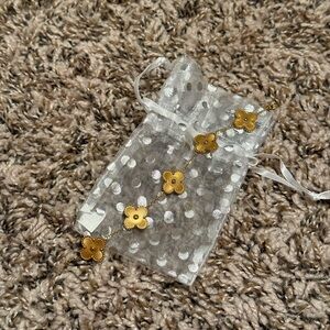 Gold Flower Bracelet